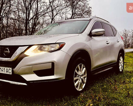 Серый Ниссан Rogue, объемом двигателя 2.49 л и пробегом 56 тыс. км за 17499 $, фото 1 на Automoto.ua
