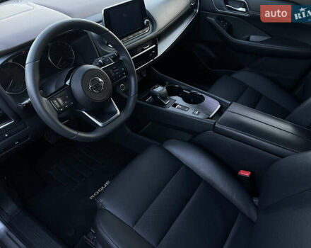 Серый Ниссан Rogue, объемом двигателя 2.49 л и пробегом 120 тыс. км за 20950 $, фото 11 на Automoto.ua