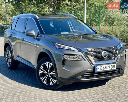 Серый Ниссан Rogue, объемом двигателя 2.49 л и пробегом 120 тыс. км за 20950 $, фото 3 на Automoto.ua