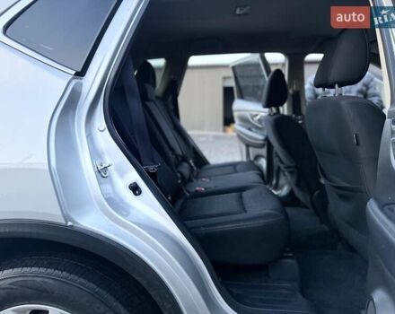 Серый Ниссан Rogue, объемом двигателя 2.49 л и пробегом 180 тыс. км за 11300 $, фото 39 на Automoto.ua