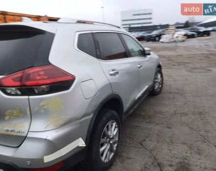 Сірий Ніссан Rogue, об'ємом двигуна 2.49 л та пробігом 88 тис. км за 15400 $, фото 2 на Automoto.ua
