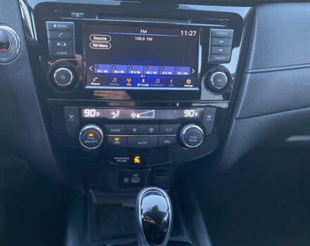 Серый Ниссан Rogue, объемом двигателя 2.49 л и пробегом 65 тыс. км за 16600 $, фото 19 на Automoto.ua