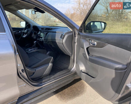 Серый Ниссан Rogue, объемом двигателя 2.5 л и пробегом 72 тыс. км за 15999 $, фото 22 на Automoto.ua