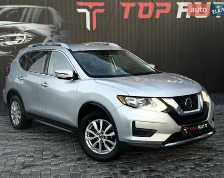 Серый Ниссан Rogue, объемом двигателя 2.49 л и пробегом 180 тыс. км за 11300 $, фото 9 на Automoto.ua