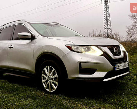 Серый Ниссан Rogue, объемом двигателя 2.49 л и пробегом 56 тыс. км за 17499 $, фото 3 на Automoto.ua