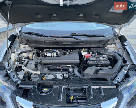 Серый Ниссан Rogue, объемом двигателя 2.49 л и пробегом 65 тыс. км за 16600 $, фото 18 на Automoto.ua