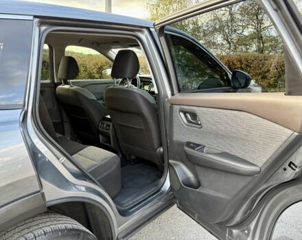 Серый Ниссан Rogue, объемом двигателя 2.5 л и пробегом 109 тыс. км за 20999 $, фото 3 на Automoto.ua