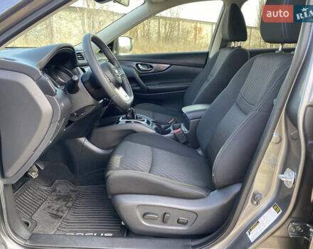 Серый Ниссан Rogue, объемом двигателя 2.5 л и пробегом 72 тыс. км за 15999 $, фото 16 на Automoto.ua