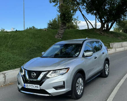 Сірий Ніссан Rogue, об'ємом двигуна 2.49 л та пробігом 122 тис. км за 15300 $, фото 4 на Automoto.ua