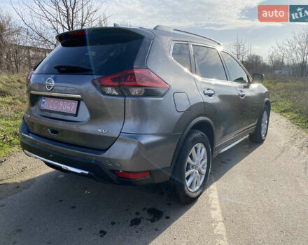 Серый Ниссан Rogue, объемом двигателя 2.5 л и пробегом 72 тыс. км за 15999 $, фото 7 на Automoto.ua