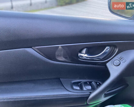 Серый Ниссан Rogue, объемом двигателя 2.49 л и пробегом 65 тыс. км за 16600 $, фото 11 на Automoto.ua