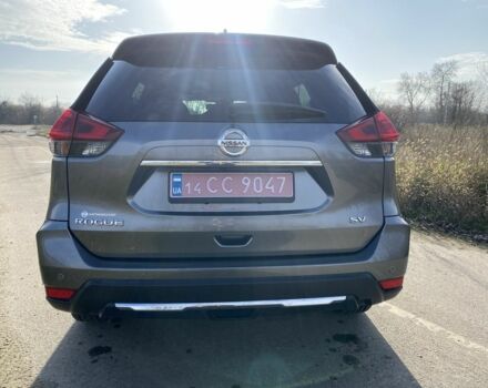Серый Ниссан Rogue, объемом двигателя 2.5 л и пробегом 72 тыс. км за 15999 $, фото 4 на Automoto.ua