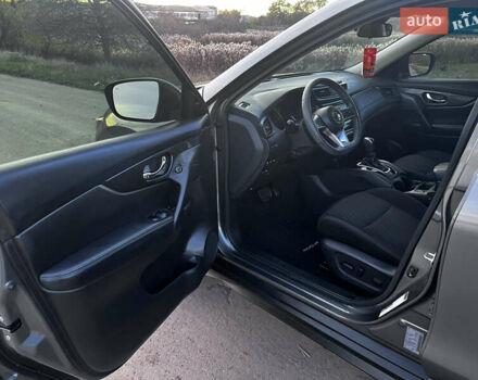 Сірий Ніссан Rogue, об'ємом двигуна 2.49 л та пробігом 91 тис. км за 17700 $, фото 14 на Automoto.ua