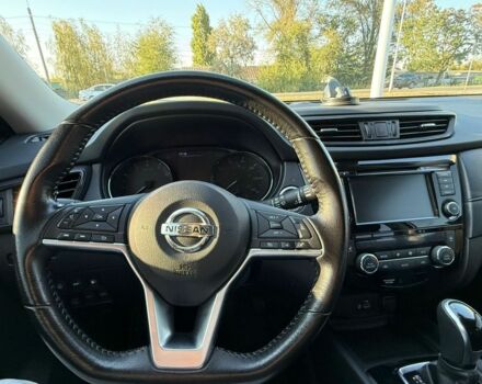 Серый Ниссан Rogue, объемом двигателя 2.5 л и пробегом 56 тыс. км за 17500 $, фото 3 на Automoto.ua