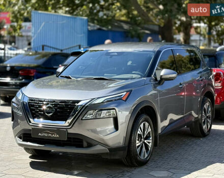 Сірий Ніссан Rogue, об'ємом двигуна 2.49 л та пробігом 28 тис. км за 24900 $, фото 3 на Automoto.ua
