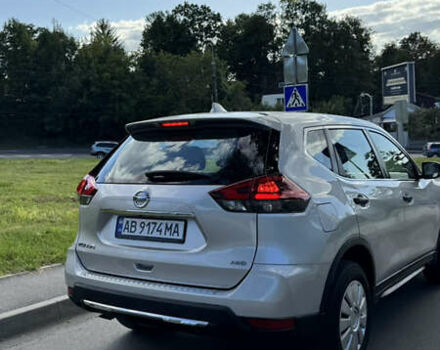 Сірий Ніссан Rogue, об'ємом двигуна 2.49 л та пробігом 122 тис. км за 15300 $, фото 8 на Automoto.ua