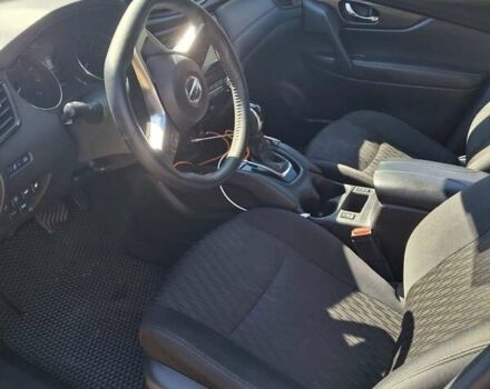 Сірий Ніссан Rogue, об'ємом двигуна 2.49 л та пробігом 98 тис. км за 16500 $, фото 6 на Automoto.ua