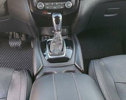 Сірий Ніссан Rogue, об'ємом двигуна 2.5 л та пробігом 22 тис. км за 17999 $, фото 23 на Automoto.ua