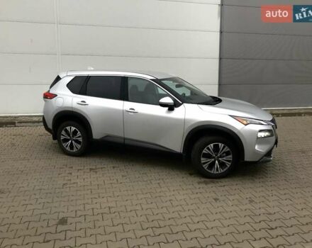 Серый Ниссан Rogue, объемом двигателя 2.49 л и пробегом 11 тыс. км за 25900 $, фото 2 на Automoto.ua