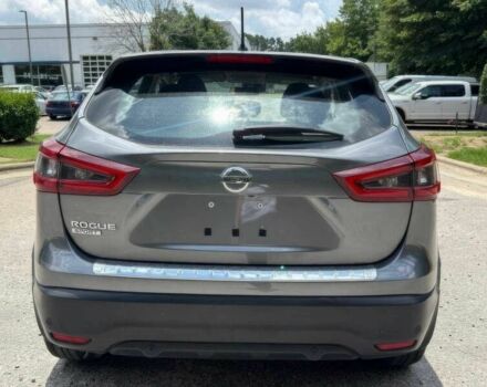 Сірий Ніссан Rogue, об'ємом двигуна 2 л та пробігом 34 тис. км за 8250 $, фото 5 на Automoto.ua