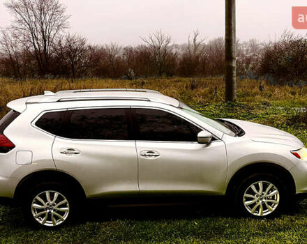 Серый Ниссан Rogue, объемом двигателя 2.49 л и пробегом 56 тыс. км за 17499 $, фото 6 на Automoto.ua