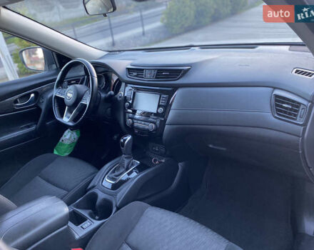 Серый Ниссан Rogue, объемом двигателя 2.49 л и пробегом 65 тыс. км за 16600 $, фото 14 на Automoto.ua