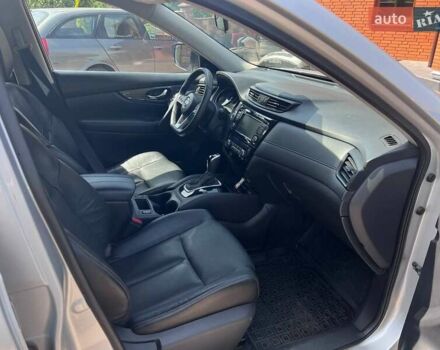 Сірий Ніссан Rogue, об'ємом двигуна 2.5 л та пробігом 68 тис. км за 16000 $, фото 1 на Automoto.ua