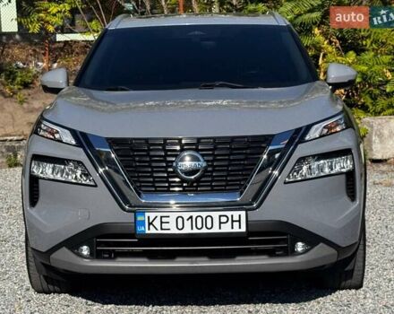 Серый Ниссан Rogue, объемом двигателя 2.49 л и пробегом 65 тыс. км за 28000 $, фото 2 на Automoto.ua