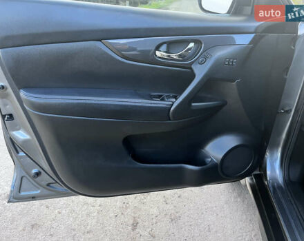 Сірий Ніссан Rogue, об'ємом двигуна 2.49 л та пробігом 91 тис. км за 17700 $, фото 15 на Automoto.ua