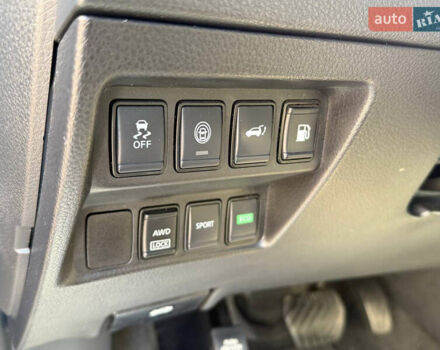 Серый Ниссан Rogue, объемом двигателя 2.49 л и пробегом 220 тыс. км за 14900 $, фото 18 на Automoto.ua