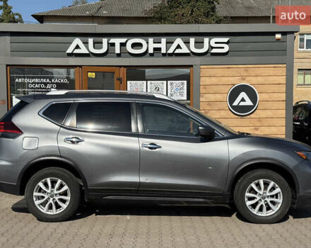 Сірий Ніссан Rogue, об'ємом двигуна 2.49 л та пробігом 220 тис. км за 14900 $, фото 3 на Automoto.ua