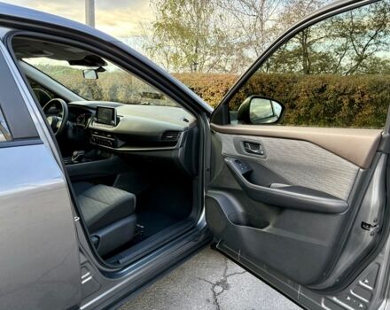 Серый Ниссан Rogue, объемом двигателя 2.5 л и пробегом 109 тыс. км за 20999 $, фото 2 на Automoto.ua