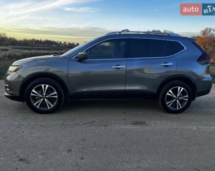 Сірий Ніссан Rogue, об'ємом двигуна 2.49 л та пробігом 91 тис. км за 17700 $, фото 1 на Automoto.ua