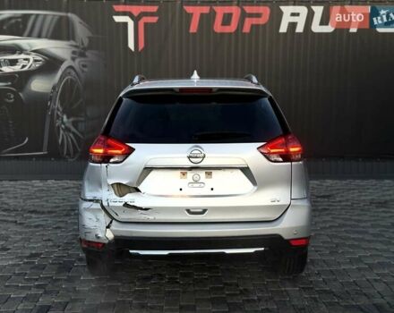 Серый Ниссан Rogue, объемом двигателя 2.49 л и пробегом 180 тыс. км за 11300 $, фото 15 на Automoto.ua