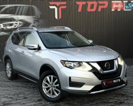 Серый Ниссан Rogue, объемом двигателя 2.49 л и пробегом 180 тыс. км за 11300 $, фото 8 на Automoto.ua