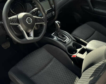 Сірий Ніссан Rogue, об'ємом двигуна 2.49 л та пробігом 122 тис. км за 15300 $, фото 11 на Automoto.ua