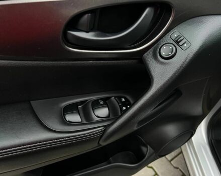 Серый Ниссан Rogue, объемом двигателя 2 л и пробегом 123 тыс. км за 14999 $, фото 8 на Automoto.ua