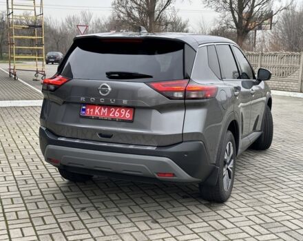 Серый Ниссан Rogue, объемом двигателя 2.5 л и пробегом 103 тыс. км за 18700 $, фото 2 на Automoto.ua