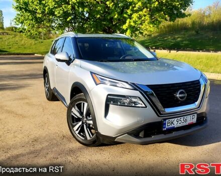 Серый Ниссан Rogue, объемом двигателя 2.5 л и пробегом 61 тыс. км за 22450 $, фото 4 на Automoto.ua