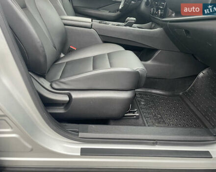 Серый Ниссан Rogue, объемом двигателя 2.49 л и пробегом 145 тыс. км за 22850 $, фото 31 на Automoto.ua