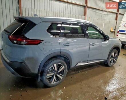 Серый Ниссан Rogue, объемом двигателя 2.49 л и пробегом 129 тыс. км за 5100 $, фото 2 на Automoto.ua