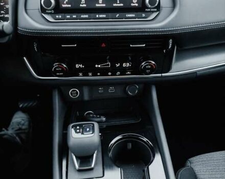 Сірий Ніссан Rogue, об'ємом двигуна 2.49 л та пробігом 125 тис. км за 24200 $, фото 41 на Automoto.ua