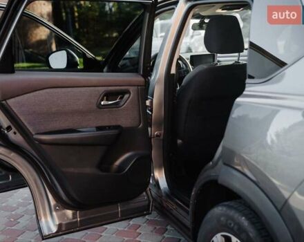 Сірий Ніссан Rogue, об'ємом двигуна 2.49 л та пробігом 125 тис. км за 24200 $, фото 31 на Automoto.ua