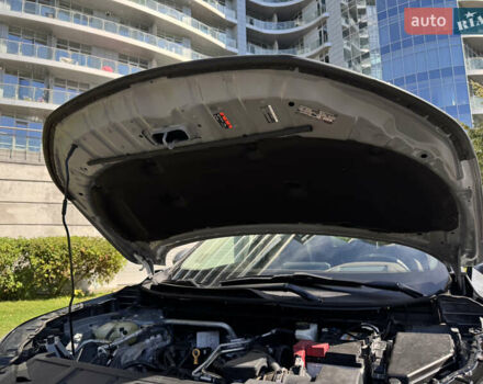 Сірий Ніссан Rogue, об'ємом двигуна 2.49 л та пробігом 27 тис. км за 30900 $, фото 7 на Automoto.ua