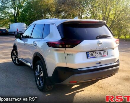 Серый Ниссан Rogue, объемом двигателя 2.5 л и пробегом 61 тыс. км за 22450 $, фото 3 на Automoto.ua