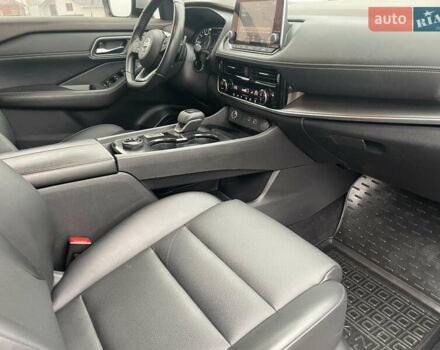 Серый Ниссан Rogue, объемом двигателя 2.49 л и пробегом 145 тыс. км за 22850 $, фото 33 на Automoto.ua