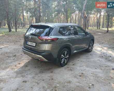 Серый Ниссан Rogue, объемом двигателя 1.5 л и пробегом 88 тыс. км за 27500 $, фото 7 на Automoto.ua