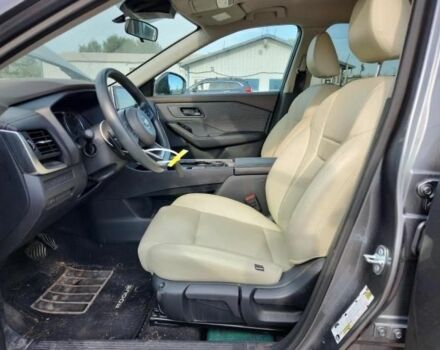 Серый Ниссан Rogue, объемом двигателя 2.5 л и пробегом 62 тыс. км за 11900 $, фото 4 на Automoto.ua