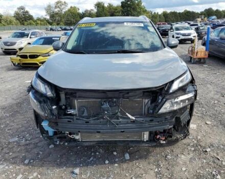 Сірий Ніссан Rogue, об'ємом двигуна 2.5 л та пробігом 73 тис. км за 13200 $, фото 4 на Automoto.ua