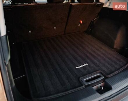 Сірий Ніссан Rogue, об'ємом двигуна 2.49 л та пробігом 125 тис. км за 24200 $, фото 52 на Automoto.ua